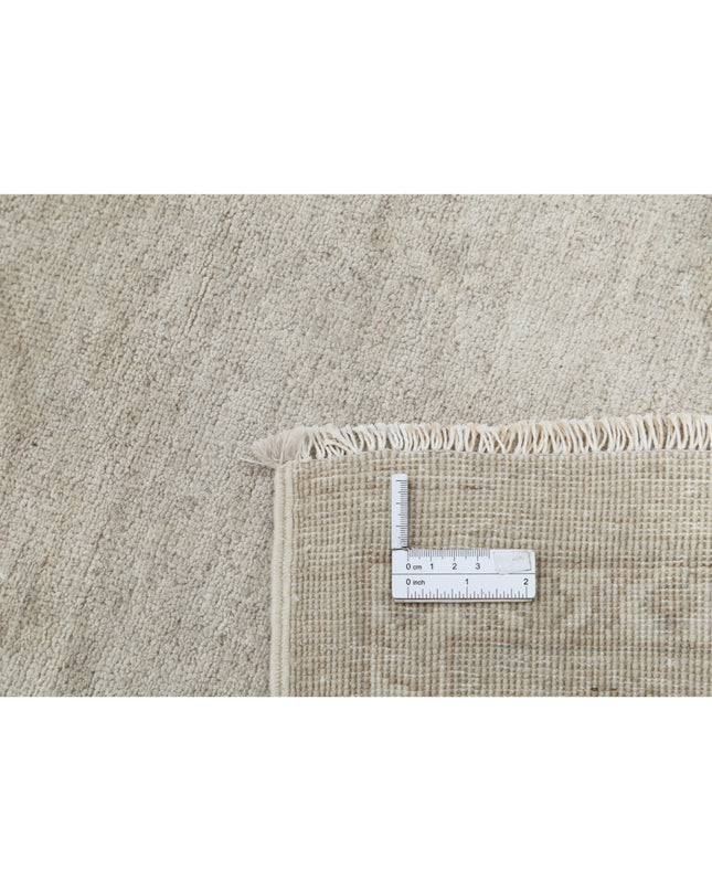 Serenity 11' 6" X 17' 10" Hand Knotted Wool Rug 11' 6" X 17' 10" (351 X 543) / Ivory / Wool