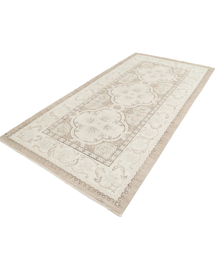 Serenity 5' 3" X 10' 3" Hand Knotted Wool Rug 5' 3" X 10' 3" (160 X 312) / Taupe / Wool