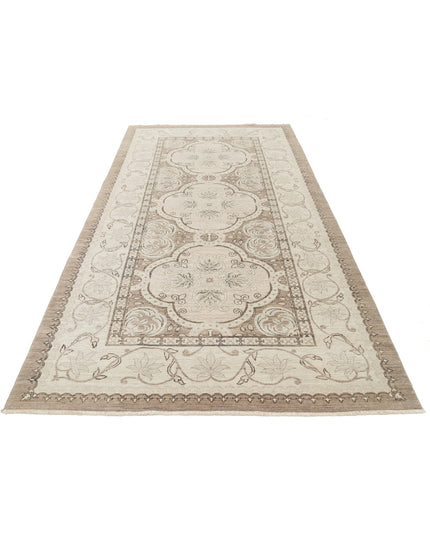 Serenity 5' 3" X 10' 3" Hand Knotted Wool Rug 5' 3" X 10' 3" (160 X 312) / Taupe / Wool