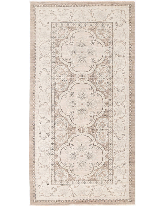 Serenity 5' 3" X 10' 3" Hand Knotted Wool Rug 5' 3" X 10' 3" (160 X 312) / Taupe / Wool