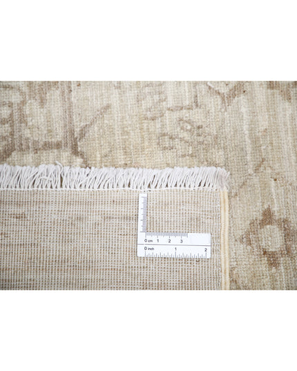 Serenity 7' 11" X 9' 6" Hand Knotted Wool Rug 7' 11" X 9' 6" (241 X 290) / Ivory / Wool