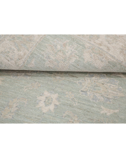 Serenity 3' 1" X 4' 7" Hand Knotted Wool Rug 3' 1" X 4' 7" (94 X 140) / Green / Wool