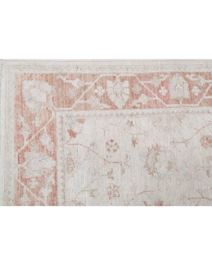 Serenity 3' 10" X 5' 9" Hand Knotted Wool Rug 3' 10" X 5' 9" (117 X 175) / Ivory / Wool