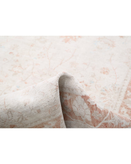 Serenity 3' 10" X 5' 9" Hand Knotted Wool Rug 3' 10" X 5' 9" (117 X 175) / Ivory / Wool