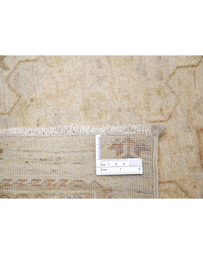 Serenity 2' 7" X 7' 3" Hand Knotted Wool Rug 2' 7" X 7' 3" (79 X 221) / Ivory / Wool