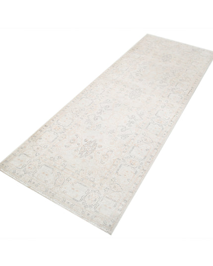 Serenity 2' 11" X 7' 11" Hand Knotted Wool Rug 2' 11" X 7' 11" (89 X 241) / Ivory / Wool