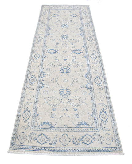 Serenity 2' 7" X 8' 4" Hand Knotted Wool Rug 2' 7" X 8' 4" (79 X 254) / Ivory / Wool