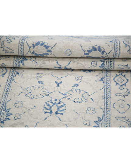 Serenity 2' 7" X 8' 4" Hand Knotted Wool Rug 2' 7" X 8' 4" (79 X 254) / Ivory / Wool