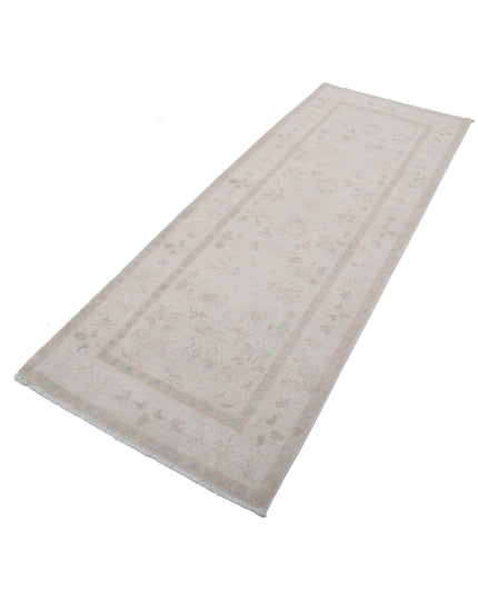 Serenity 2' 10" X 7' 7" Hand Knotted Wool Rug 2' 10" X 7' 7" (86 X 231) / Ivory / Wool