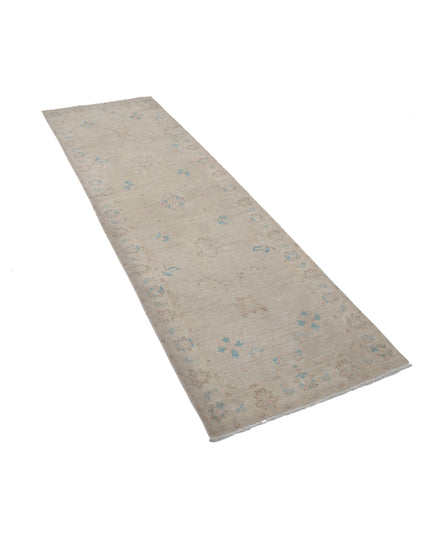 Serenity 2' 6" X 8' 5" Hand Knotted Wool Rug 2' 6" X 8' 5" (76 X 257) / Ivory / Wool