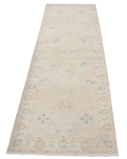 Serenity 2' 6" X 8' 5" Hand Knotted Wool Rug 2' 6" X 8' 5" (76 X 257) / Ivory / Wool