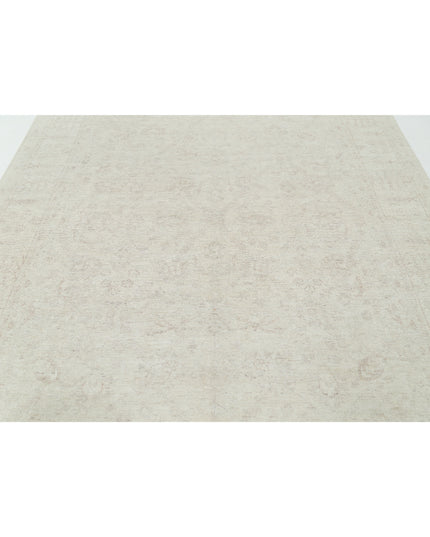 Serenity 8' 0" X 9' 10" Hand Knotted Wool Rug 8' 0" X 9' 10" (244 X 300) / Ivory / Wool