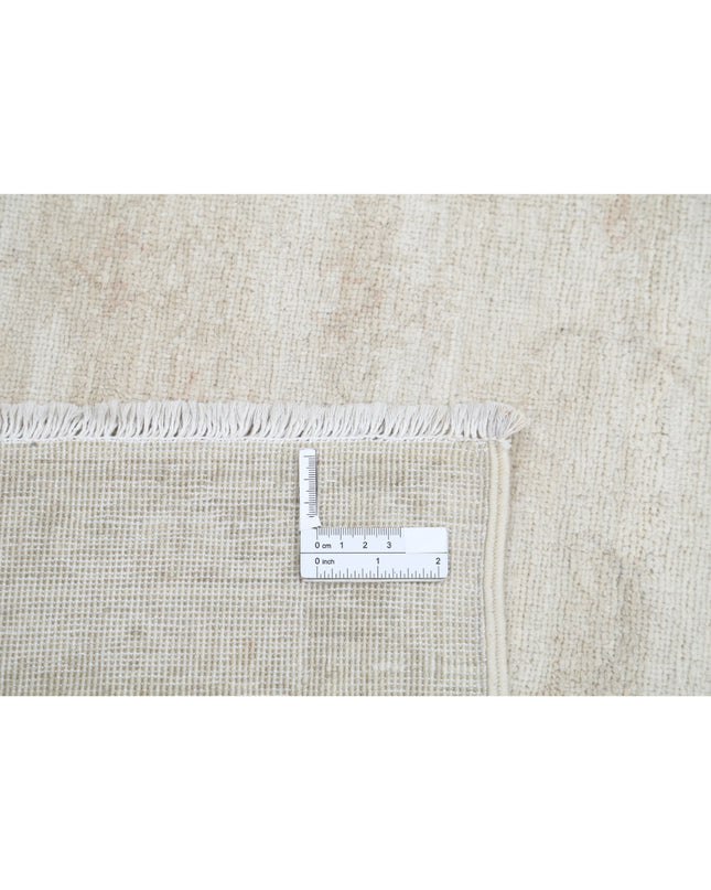 Serenity 8' 3" X 9' 7" Hand Knotted Wool Rug 8' 3" X 9' 7" (251 X 292) / Ivory / Wool