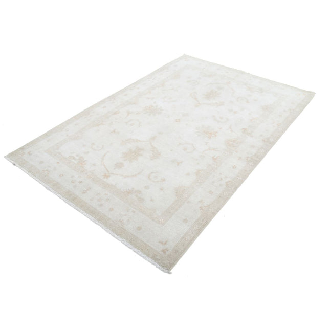 Serenity 4' 10" X 7' 3" Wool Hand-Knotted Rug 4' 10" X 7' 3" (147 X 221) / Ivory / Ivory