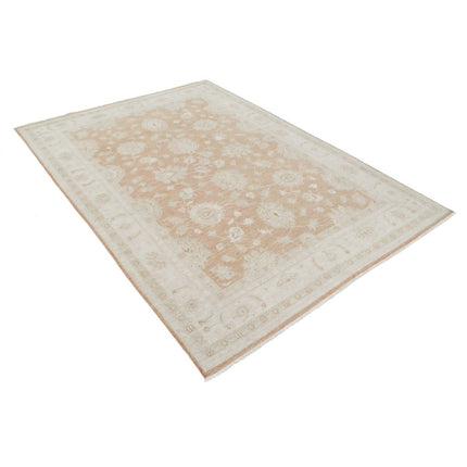 Serenity 5' 7" X 7' 1" Wool Hand-Knotted Rug 5' 7" X 7' 1" (170 X 216) / Red / Ivory