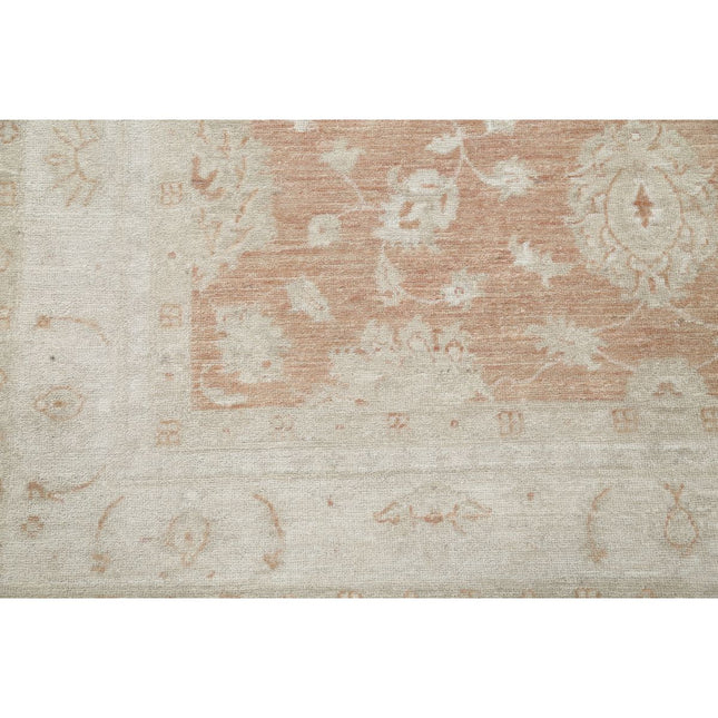 Serenity 5' 7" X 7' 1" Wool Hand-Knotted Rug 5' 7" X 7' 1" (170 X 216) / Red / Ivory