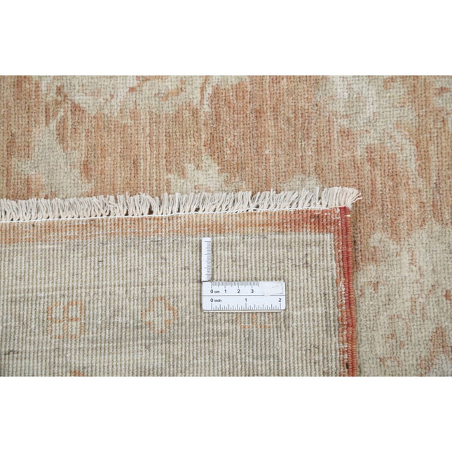 Serenity 5' 7" X 7' 1" Wool Hand-Knotted Rug 5' 7" X 7' 1" (170 X 216) / Red / Ivory