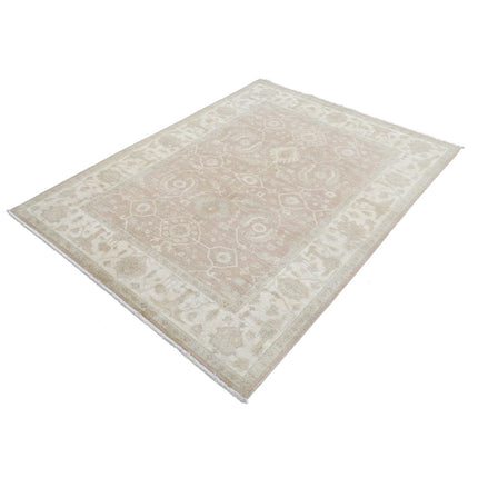 Serenity 5' 0" X 6' 8" Wool Hand-Knotted Rug 5' 0" X 6' 8" (152 X 203) / Brown / Ivory