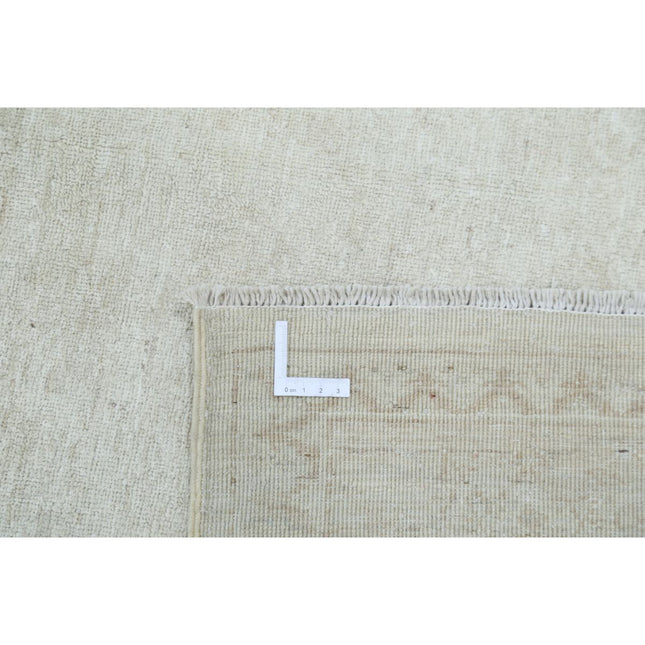 Serenity 7' 10" X 9' 10" Wool Hand-Knotted Rug 7' 10" X 9' 10" (239 X 300) / Ivory / Ivory