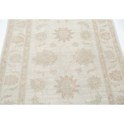 Serenity 3' 2" X 5' 3" Wool Hand-Knotted Rug 3' 2" X 5' 3" (97 X 160) / Ivory / Ivory