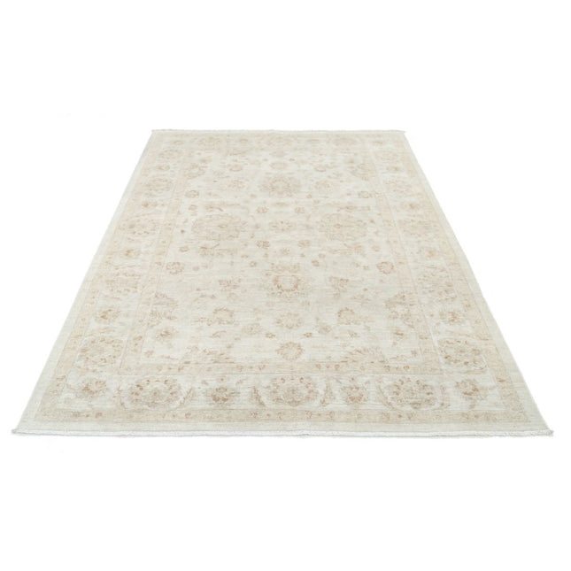 Serenity 5' 7" X 7' 4" Wool Hand-Knotted Rug 5' 7" X 7' 4" (170 X 224) / Ivory / Ivory