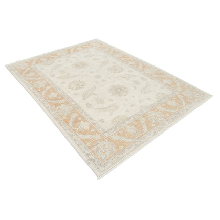 Serenity 5' 7" X 7' 3" Wool Hand-Knotted Rug 5' 7" X 7' 3" (170 X 221) / Ivory / Rust