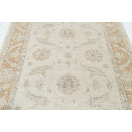 Serenity 5' 7" X 7' 3" Wool Hand-Knotted Rug 5' 7" X 7' 3" (170 X 221) / Ivory / Rust