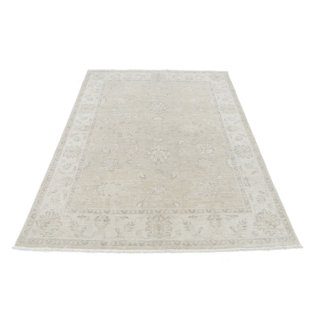 Serenity 4' 10" X 6' 11" Wool Hand-Knotted Rug 4' 10" X 6' 11" (147 X 211) / Brown / Ivory