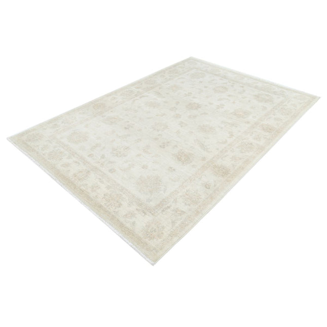 Serenity 5' 9" X 8' 3" Wool Hand-Knotted Rug 5' 9" X 8' 3" (175 X 251) / Ivory / Ivory
