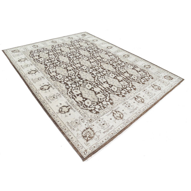 Serenity 7' 10" X 9' 11" Wool Hand-Knotted Rug 7' 10" X 9' 11" (239 X 302) / Brown / Ivory