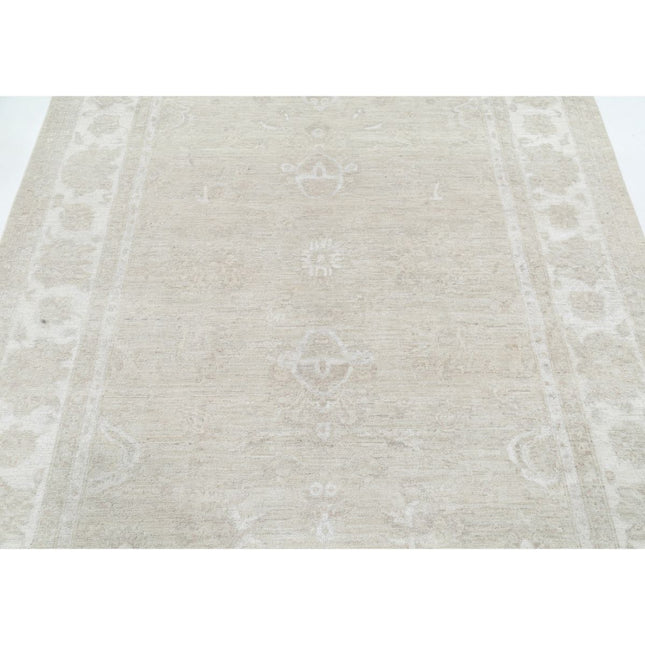 Serenity 5' 5" X 7' 9" Wool Hand-Knotted Rug 5' 5" X 7' 9" (165 X 236) / Brown / Ivory