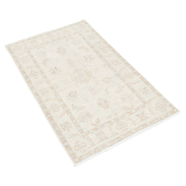 Serenity 2' 5" X 3' 11" Wool Hand-Knotted Rug 2' 5" X 3' 11" (74 X 119) / Ivory / Ivory