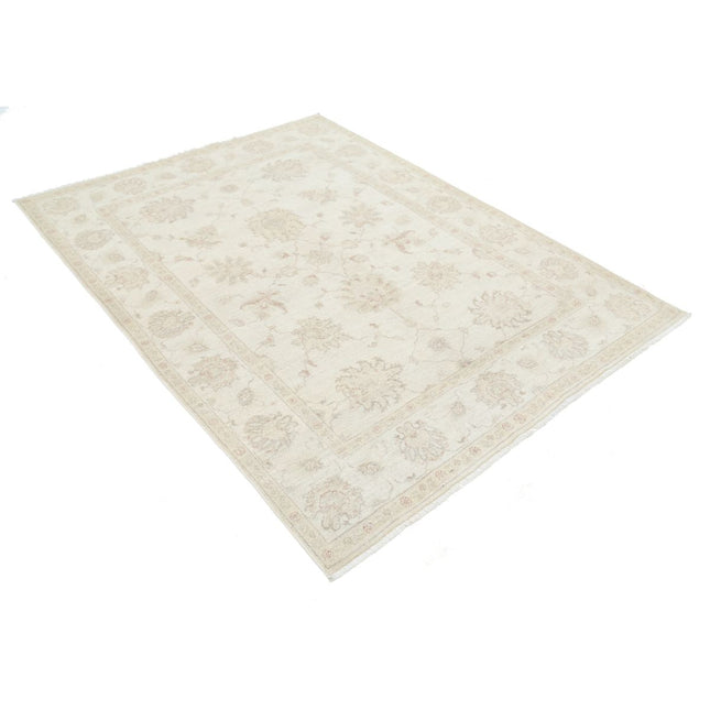 Serenity 4' 11" X 6' 5" Wool Hand-Knotted Rug 4' 11" X 6' 5" (150 X 196) / Ivory / Ivory
