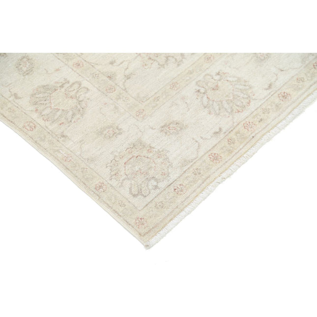 Serenity 4' 11" X 6' 5" Wool Hand-Knotted Rug 4' 11" X 6' 5" (150 X 196) / Ivory / Ivory