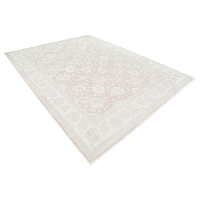 Serenity 8' 10" X 11' 7" Hand Knotted Wool Rug 8' 10" X 11' 7" (269 X 353) / Brown / Ivory