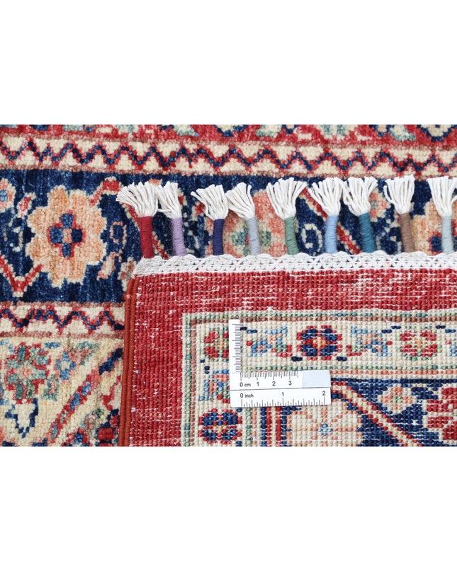 Shaal 5' 8" X 7' 7" Hand Knotted Wool Rug 5' 8" X 7' 7" (173 X 231) / Red / Wool