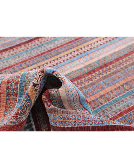 Shaal 5' 6" X 7' 9" Hand Knotted Wool Rug 5' 6" X 7' 9" (168 X 236) / Red / Wool