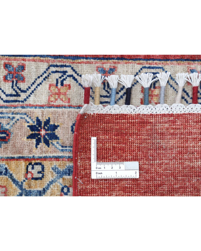 Shaal 4' 9" X 6' 7" Hand Knotted Wool Rug 4' 9" X 6' 7" (145 X 201) / Red / Wool