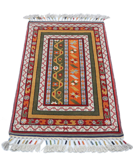 Shaal 1' 11" X 3' 4" Hand Knotted Wool Rug 1' 11" X 3' 4" (59 X 101) / Multi / Wool