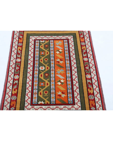 Shaal 1' 11" X 3' 4" Hand Knotted Wool Rug 1' 11" X 3' 4" (59 X 101) / Multi / Wool