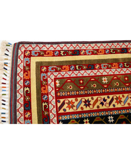 Shaal 5' 1" X 7' 5" Hand Knotted Wool Rug 5' 1" X 7' 5" (155 X 226) / Multi / Wool