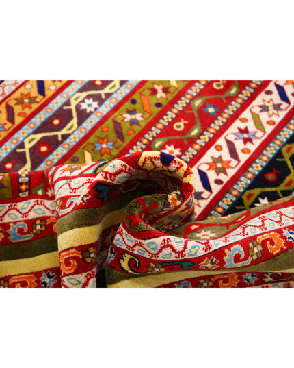 Shaal 5' 1" X 7' 5" Hand Knotted Wool Rug 5' 1" X 7' 5" (155 X 226) / Multi / Wool