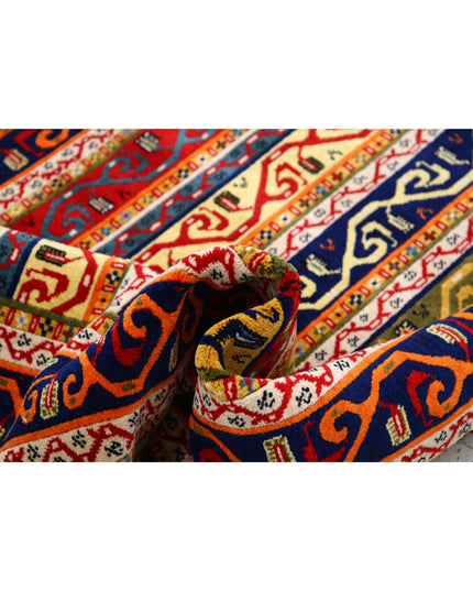 Shaal 4' 1" X 7' 7" Hand Knotted Wool Rug 4' 1" X 7' 7" (124 X 231) / Multi / Wool