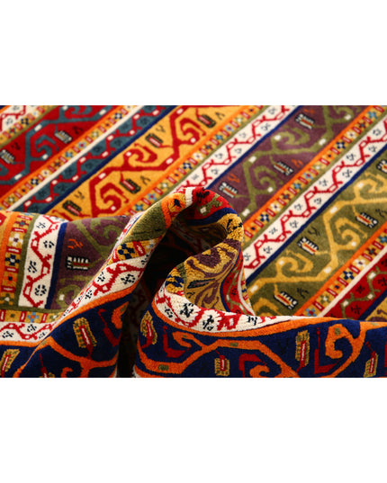 Shaal 4' 6" X 6' 4" Hand Knotted Wool Rug 4' 6" X 6' 4" (137 X 193) / Multi / Wool