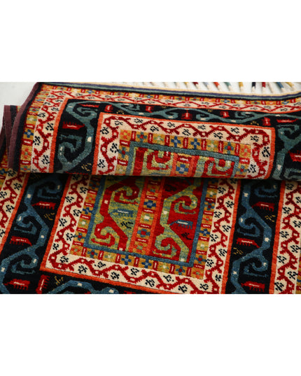 Shaal 2' 0" X 3' 4" Hand Knotted Wool Rug 2' 0" X 3' 4" (61 X 101) / Multi / Wool