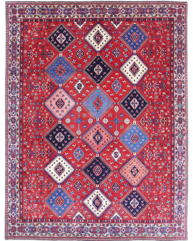 Shiraz 8' 3" X 12' 1" Hand Knotted Wool Rug 8' 3" X 12' 1" (251 X 368) / Red / Wool
