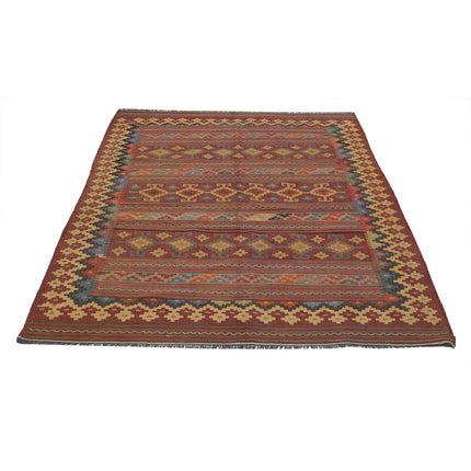 Sumak Kilim 4' 10" X 6' 10" Wool Hand-Woven Kilim 4' 10" X 6' 10" (147 X 208) / Multi / Multi