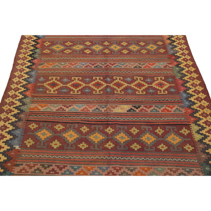 Sumak Kilim 4' 10" X 6' 10" Wool Hand-Woven Kilim 4' 10" X 6' 10" (147 X 208) / Multi / Multi