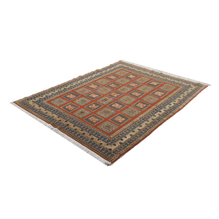 Sumak Kilim 5' 2" X 6' 10" Wool Hand-Woven Kilim 5' 2" X 6' 10" (157 X 208) / Multi / Multi