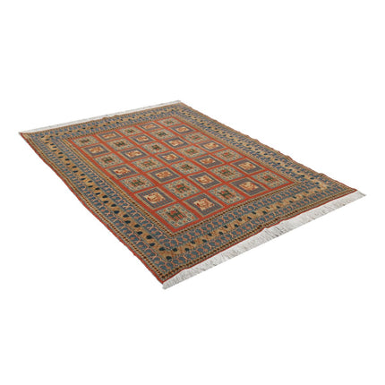 Sumak Kilim 5' 2" X 6' 10" Wool Hand-Woven Kilim 5' 2" X 6' 10" (157 X 208) / Multi / Multi